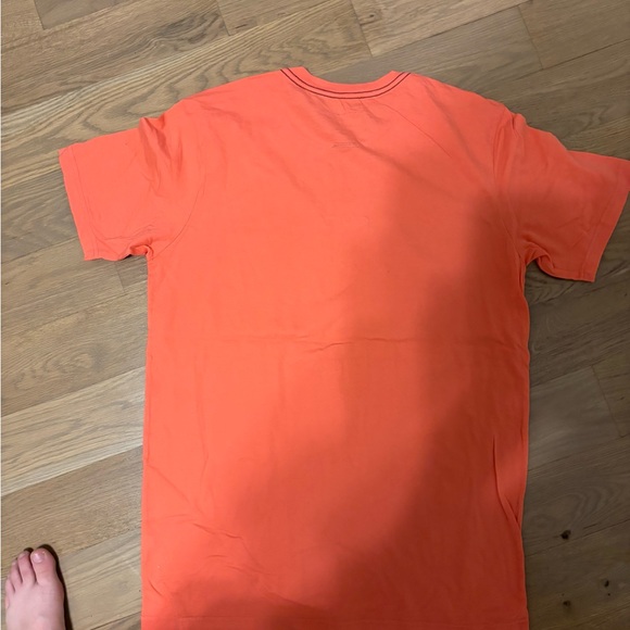 RVCA Men’s Crewneck T-Shirt in Coral Orange regular fit size medium nwot - Picture 2 of 4